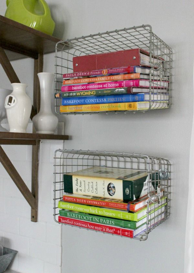 Decorating your kitchen with cookbooks