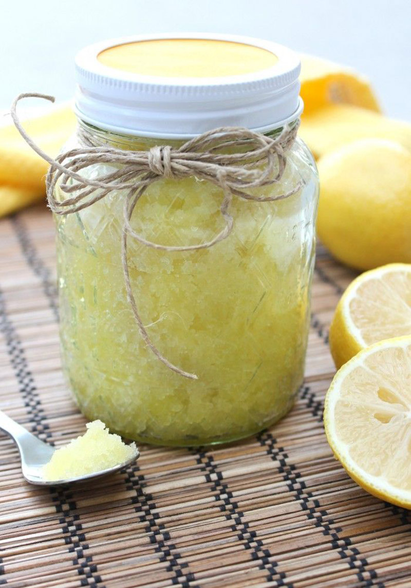 Making some body scrubs with lemons