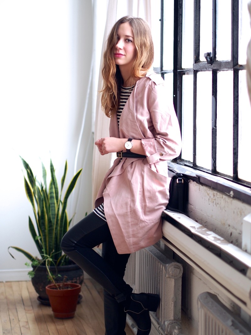 outfit post with daniel wellington watch, senso boots and light pink forever 21 coat