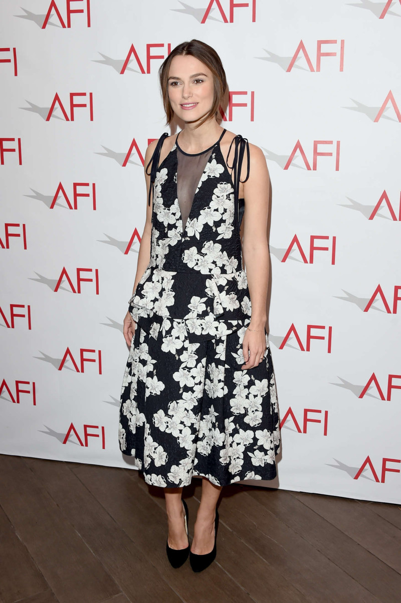 Keira-Knightley -2015-AFI-Awards-pregnant-baby-bump