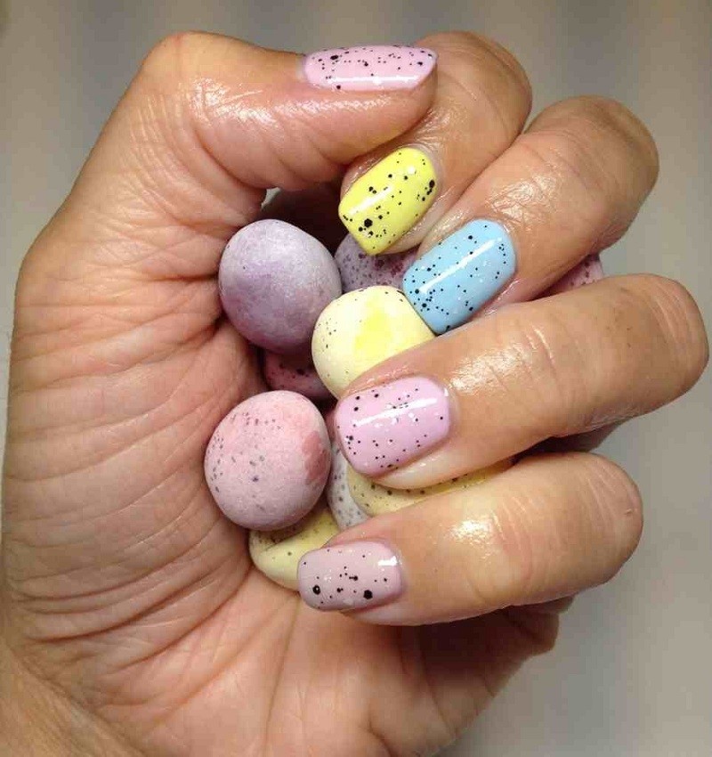 egg-like nails
