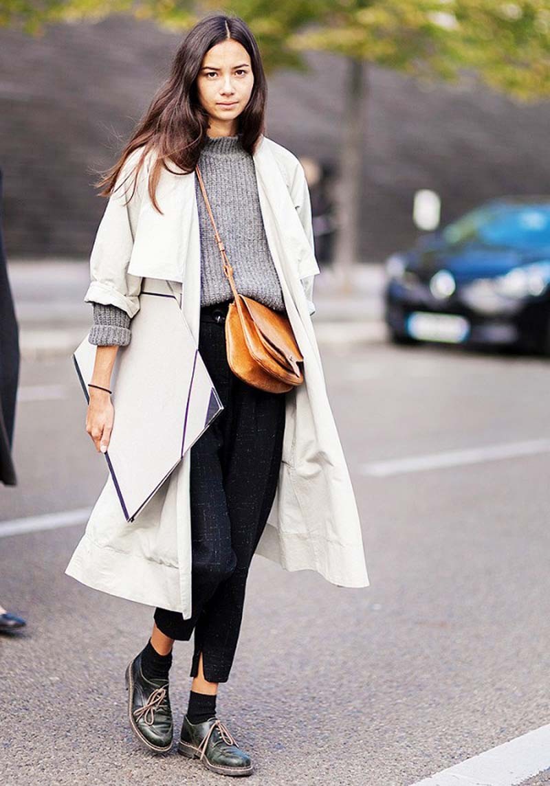 How to Style Cropped Pants in Winter: Try Neutrals